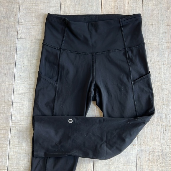 Black lululemon fast and free running tights - size 4 - Picture 2 of 4